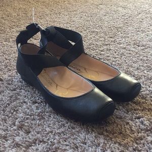 Jessica Simpson Mandalaye Leather Flats